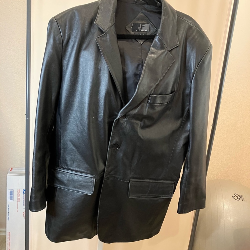 Black Leather Blazer men’s lamb skin  jacket in excellent condition.